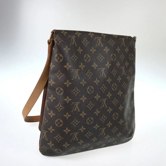 LOUIS VUITTON Monogram Musette M51256 Shoulder bag - Picture 4 of 16